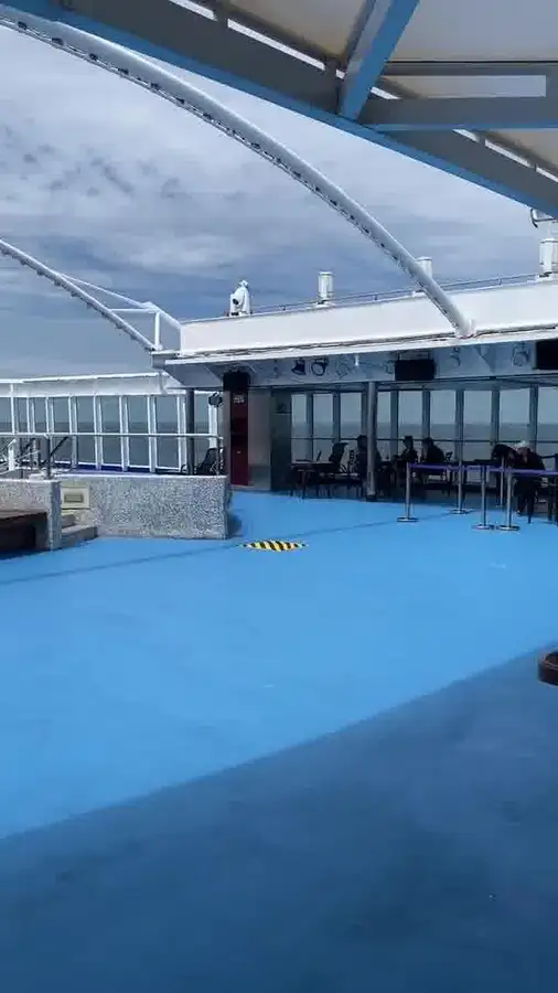 Navio de cruzeiro à venda