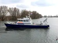 Navio de patrulha à venda