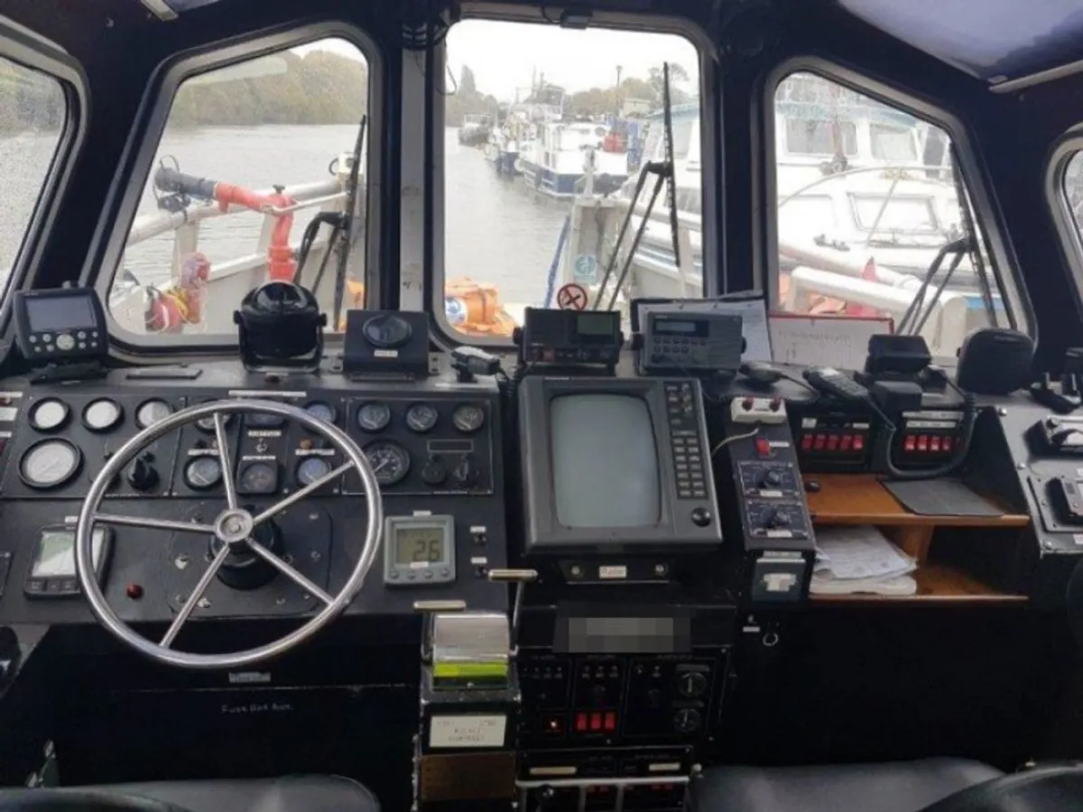 Barcos de trabalho à venda