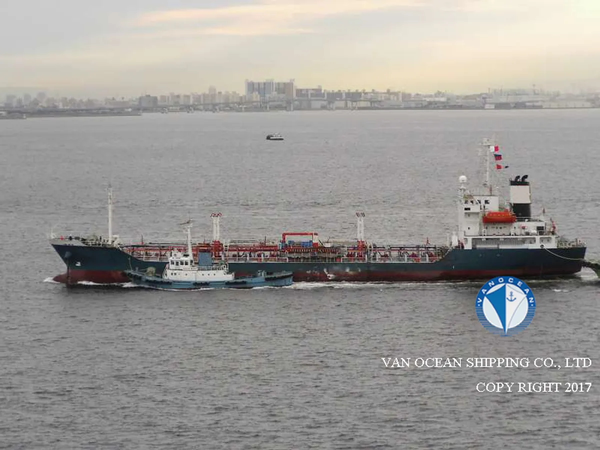 Navio-tanque de óleo/produtos químicos à venda