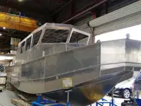 Navio de resgate à venda
