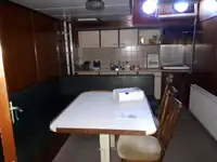 Navio de pesca de arrasto à venda