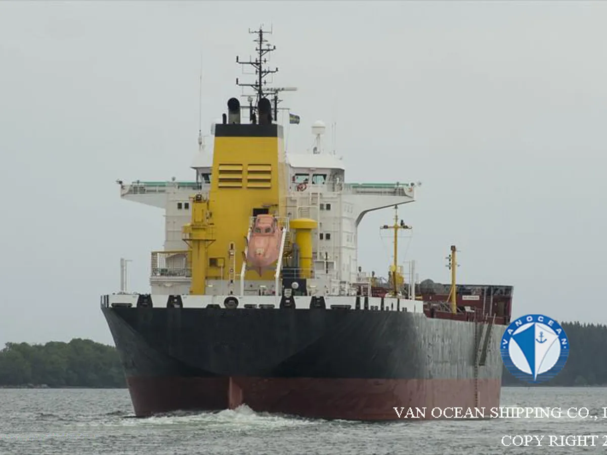 Navio-tanque de óleo/produtos químicos à venda