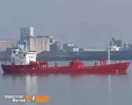 Navio-tanque de óleo/produtos químicos à venda