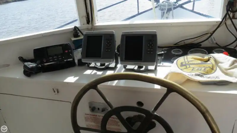 Navio de pesca de arrasto à venda