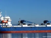 Navio frigorífico à venda