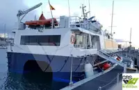Navio de passageiros à venda