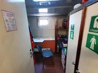Navio de abastecimento à venda