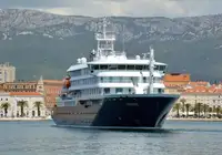 Navio de cruzeiro à venda