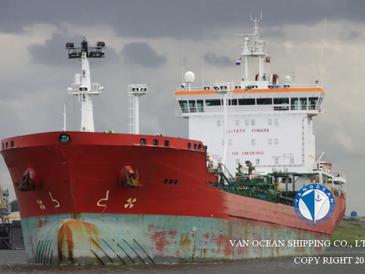 Navio-tanque de óleo/produtos químicos à venda