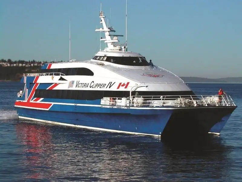 Catamarã à venda