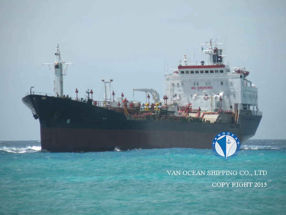 Navio-tanque de óleo/produtos químicos à venda