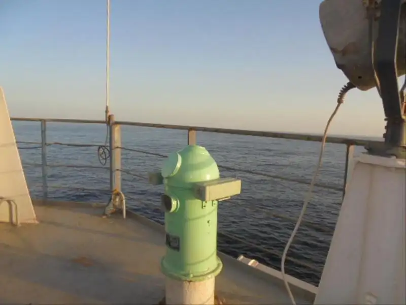 Navio frigorífico à venda