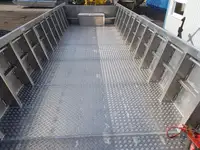 Balsa de desembarque, tanque à venda