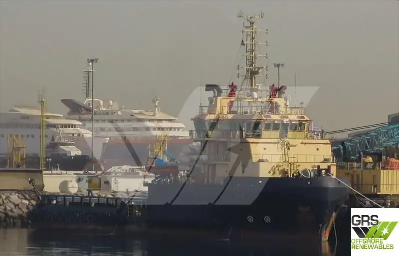 Navio de abastecimento à venda