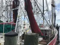 Navio de pesca de arrasto à venda