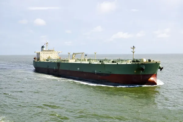 Oil/Chemical tanker for sale