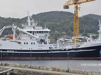 Navio de pesca de arrasto à venda