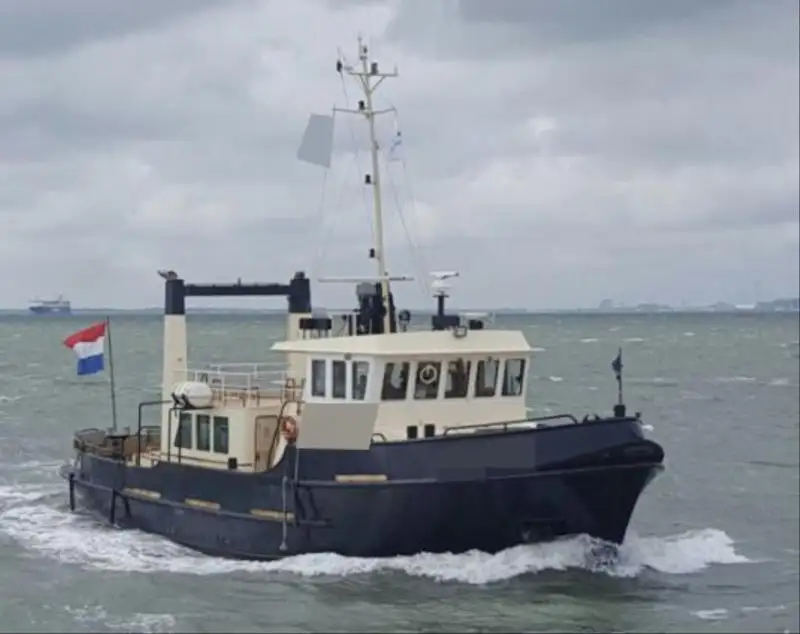 Navio de patrulha à venda