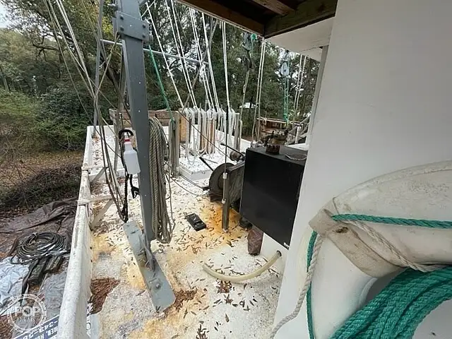 Navio de pesca de arrasto à venda