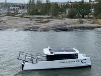 Navio porta-contêineres à venda