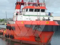 Rebocador à venda