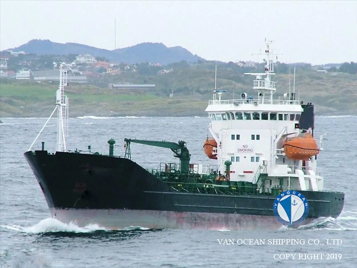 Navio-tanque de óleo/produtos químicos à venda