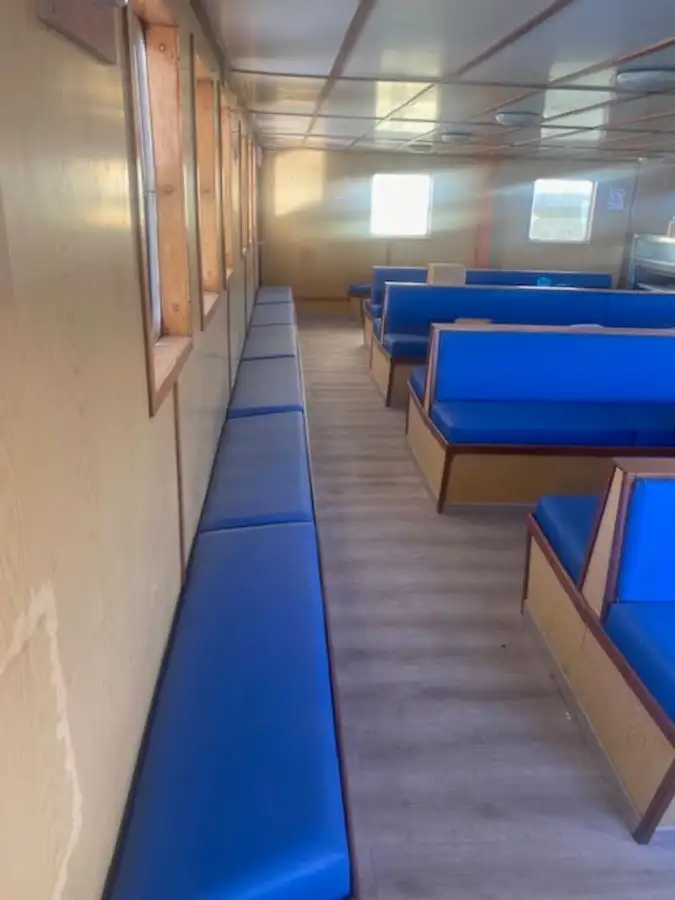 Navio de transporte de passageiros (Ferry) à venda