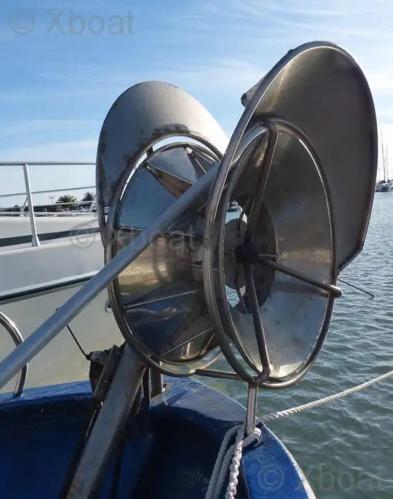 Navio de pesca de arrasto à venda