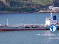 Navio-tanque de óleo/produtos químicos à venda