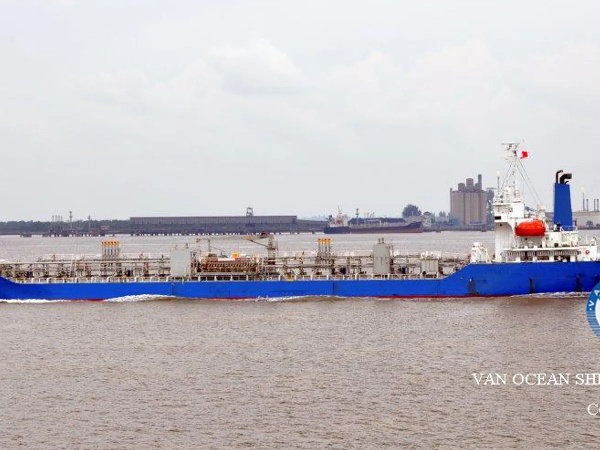 Navio-tanque de óleo/produtos químicos à venda
