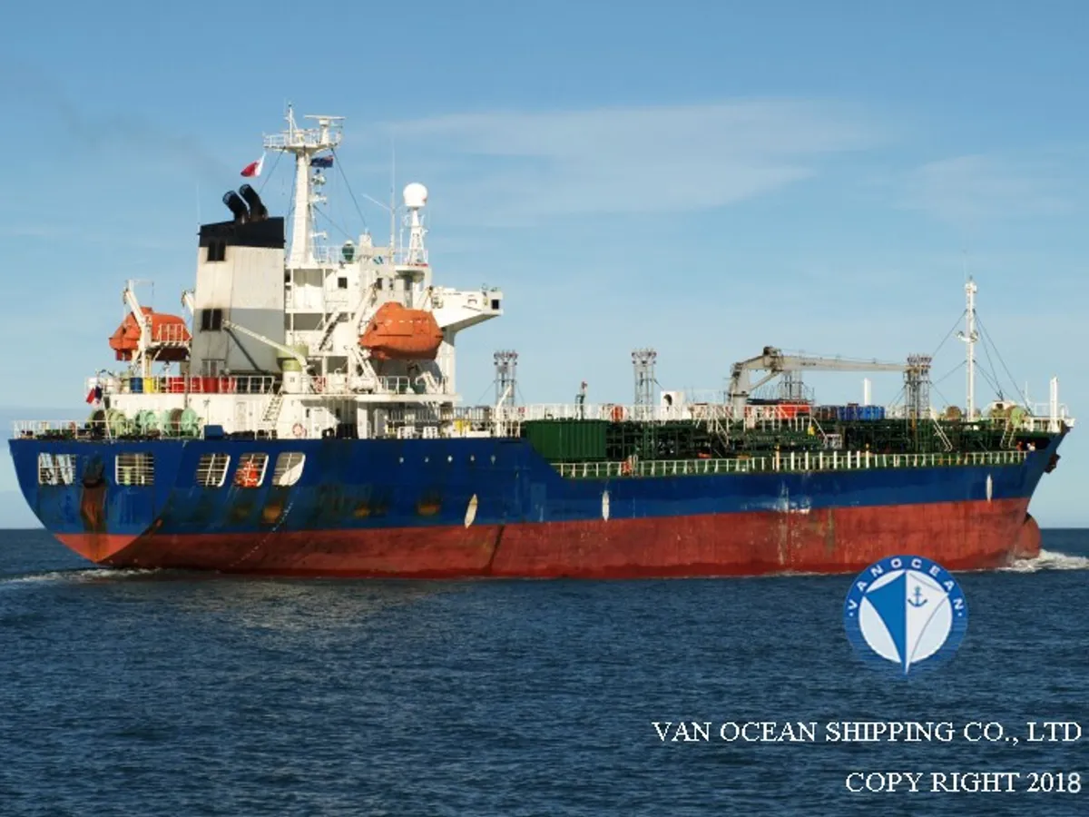 Navio-tanque de óleo/produtos químicos à venda