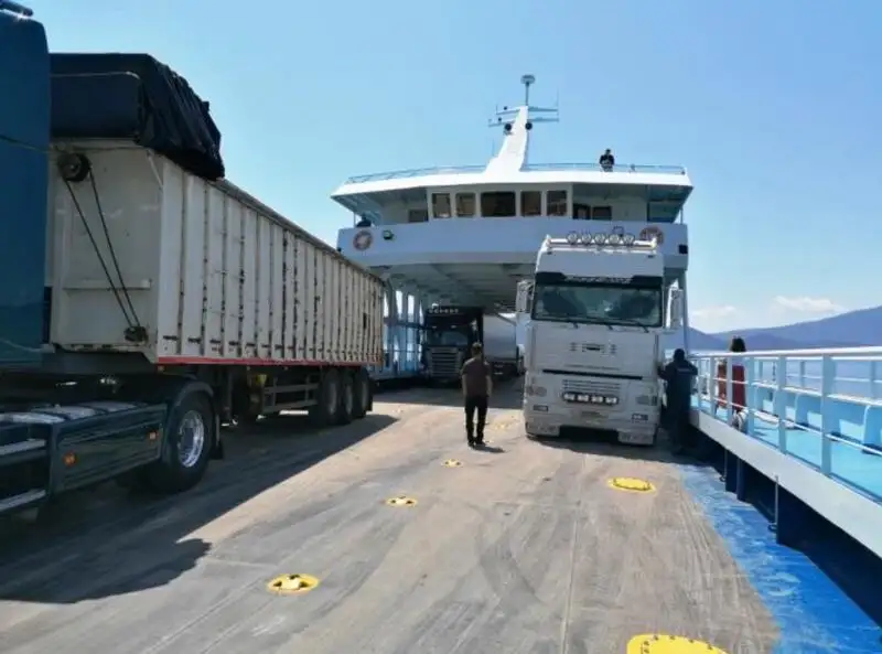 Navio de cruzeiro à venda