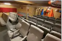 Barco de tripulação à venda