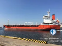 Navio-tanque de óleo/produtos químicos à venda