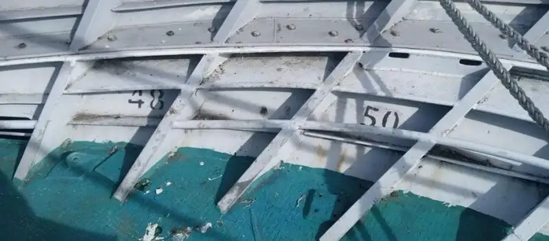 Navio de pesca de arrasto à venda
