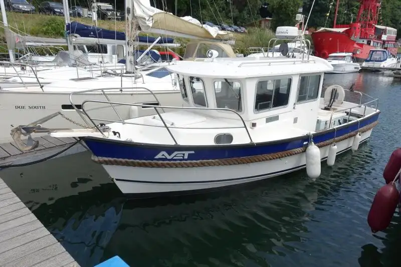 Barcos de trabalho à venda