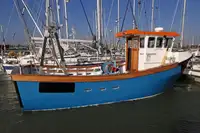 Barcos de trabalho à venda