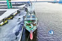 Navio frigorífico à venda