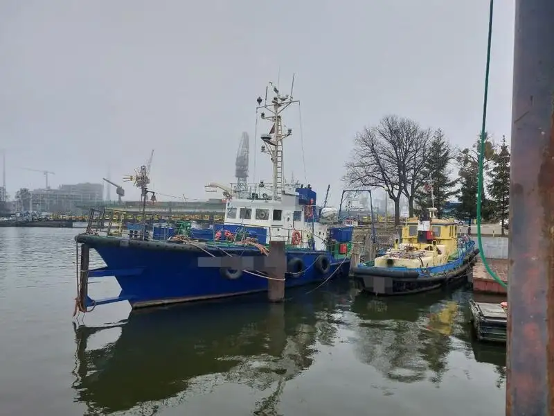 Navio de pesquisa à venda