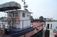Navio-tanque de óleo/produtos químicos à venda