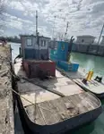 Rebocador à venda