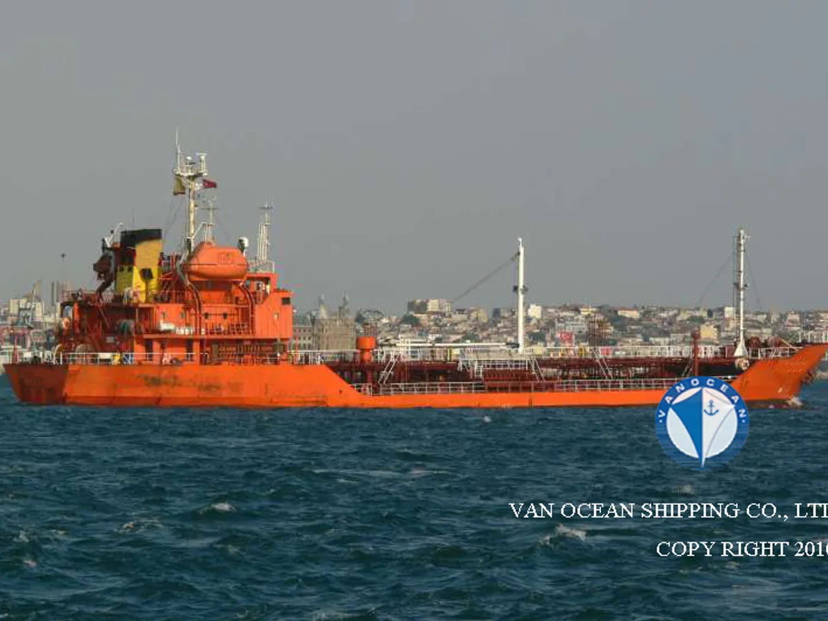 Navio-tanque de óleo/produtos químicos à venda