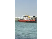 Barco de tripulação à venda