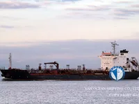 Navio-tanque de óleo/produtos químicos à venda