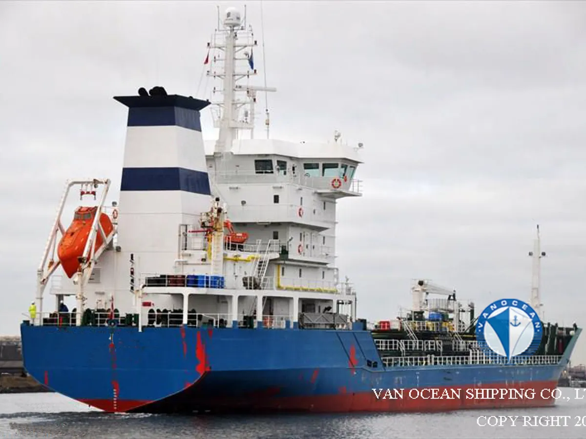 Navio-tanque de óleo/produtos químicos à venda