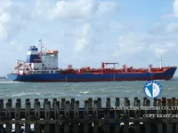 Navio-tanque de óleo/produtos químicos à venda