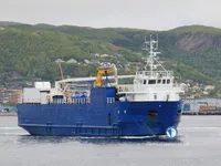 Navio frigorífico à venda