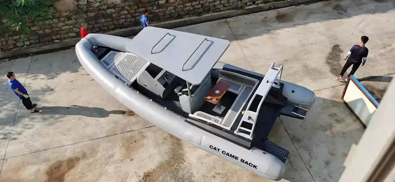 Bote inflável rígido à venda