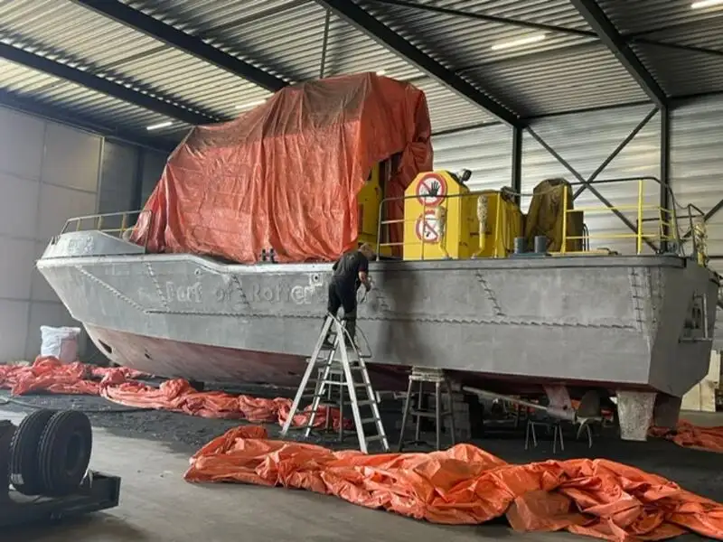 Navio de patrulha à venda